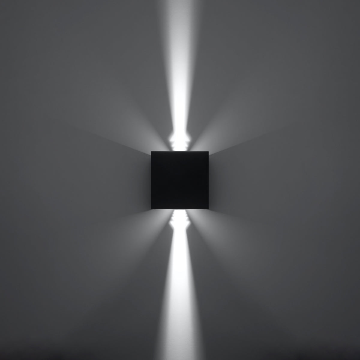 wandlamp-luca-zwart-led-ip54