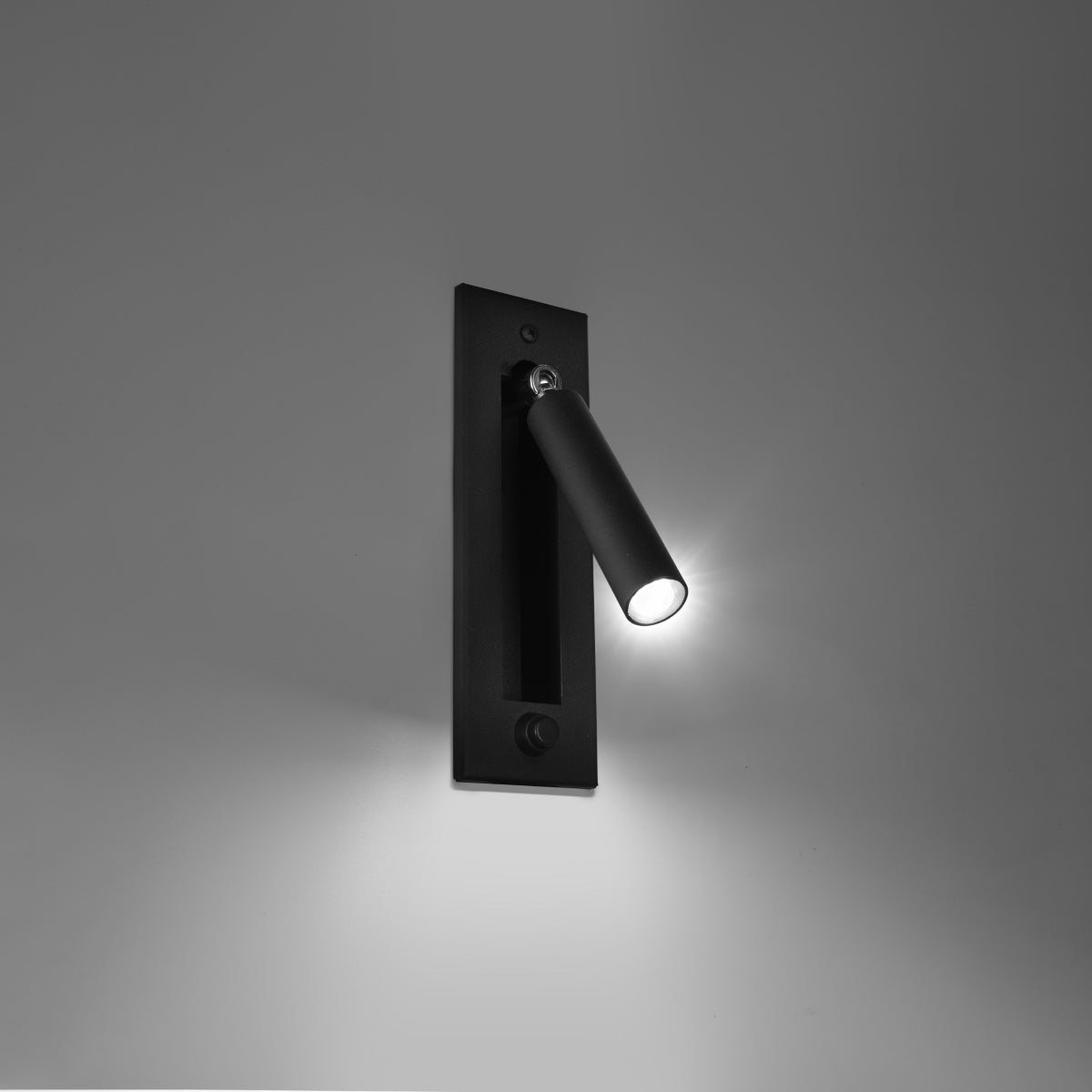wandlamp-enif-zwart
