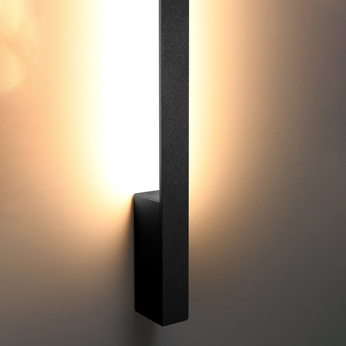 wandlamp-sappo-m-zwart-3000k